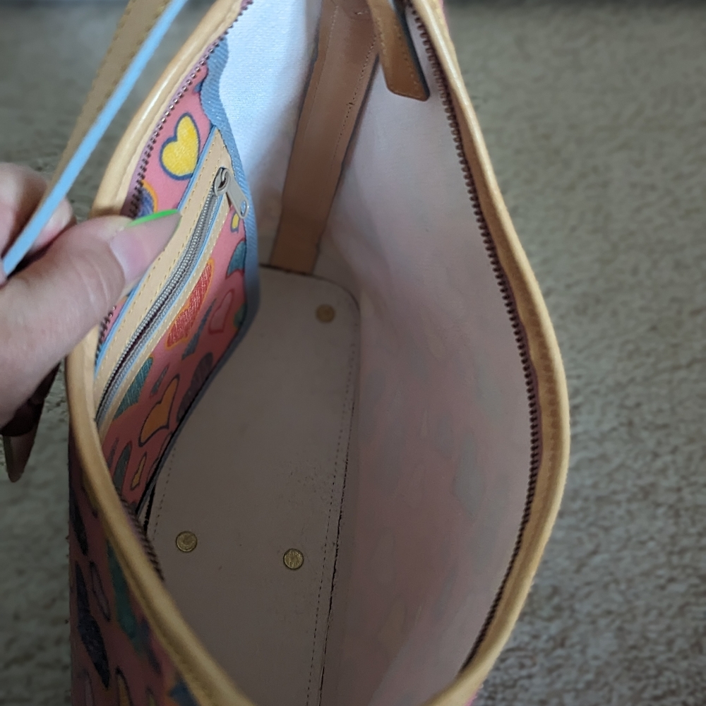 Vintage RARE pink multicolor hearts preloved Dooney & Bourke shoulder bag HTF - Picture 11 of 13
